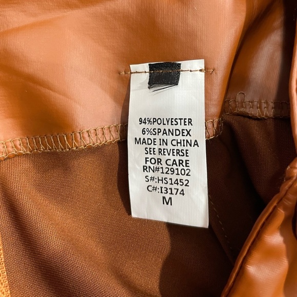 Brown Fringe Faux Leather PU Skirt
New - Picture 7 of 9